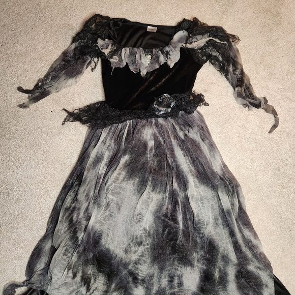 Spirit, Zombie Bride, Black and Gray Long Dress - Picture 1 of 8